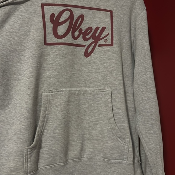 Obey hoodie gray with maroon logo/design, hood,drawstring,kangaroo pocket EUC! - Picture 4 of 6